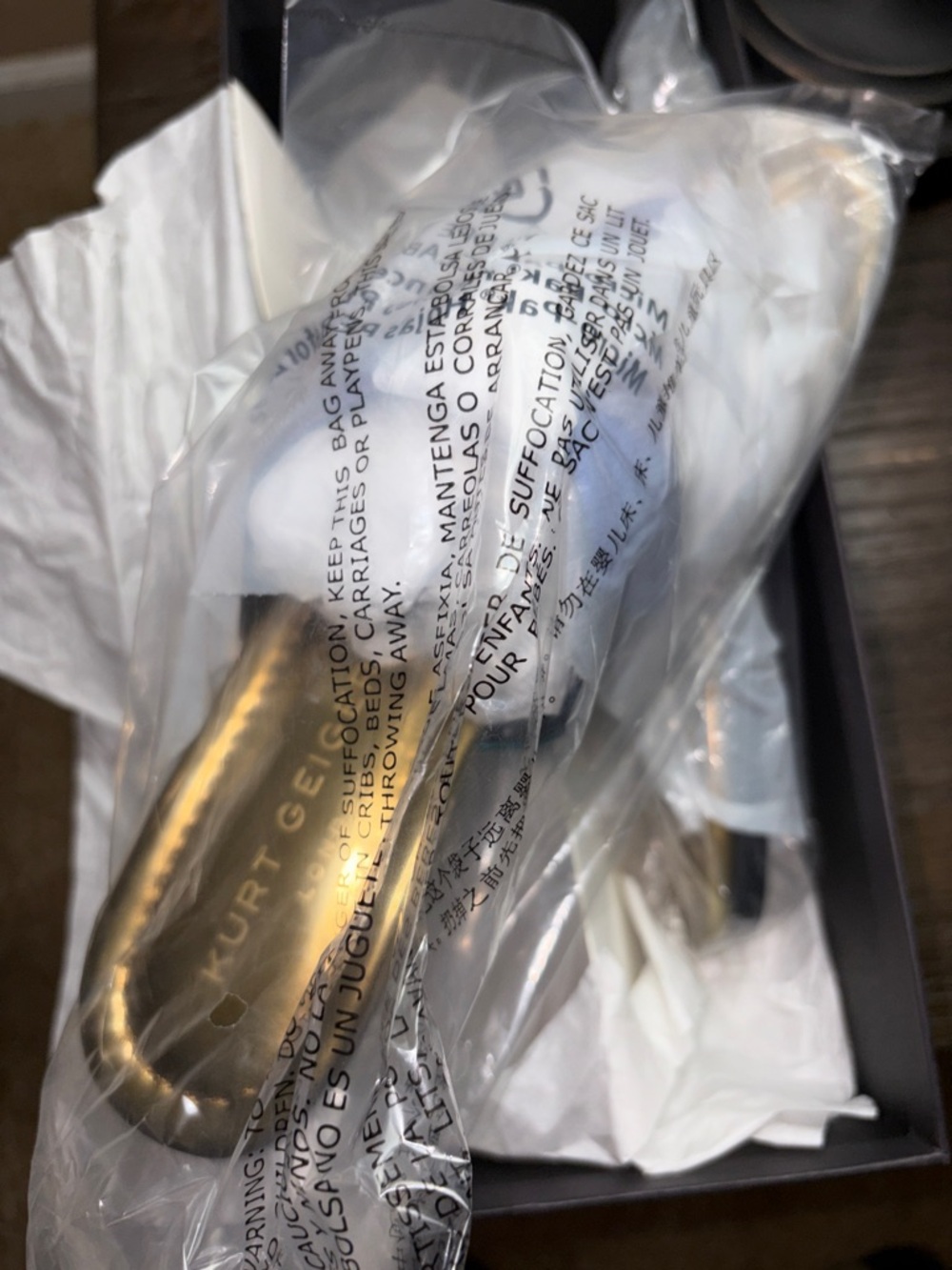 Kurt Geiger NWT - Kensington T-Bar Sandal Rainbow Sz 8.5 - Picture 5 of 8